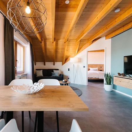 Moderne 2 Zi.-Fewo Blackforest Art Naehe Freiburg Simonswald Eksteriør bilde